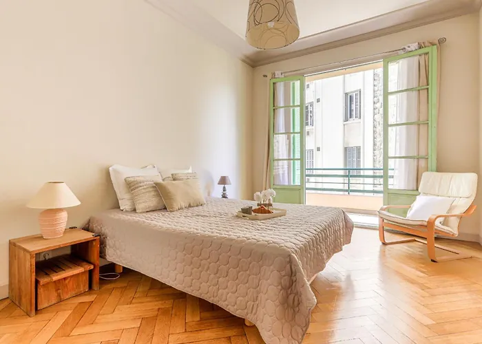 Lejlighed Le Victor Hugo By Interhome